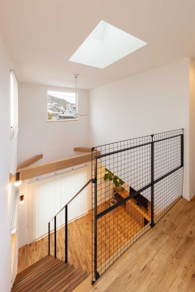 アプリコット建築研究所設計事例_インダストリアルデザインのお家